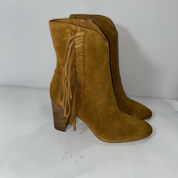 New Charles By Charles Boulder Booties Size/9 - Picture 9 of 11